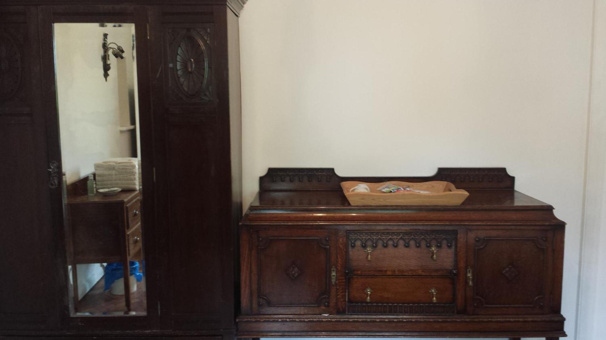 Oyo Guest House Ellipse Whetstone Экстерьер фото